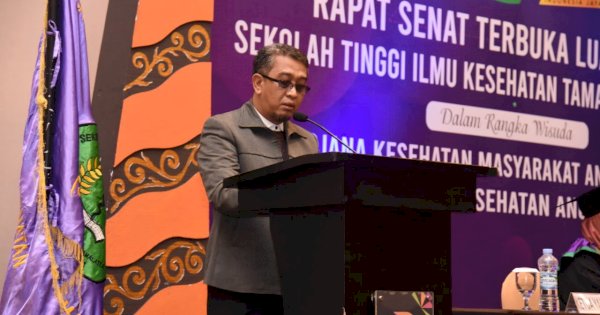 Wisuda 166 Mahasiswa, Ketua Yayasan STIK Tamalatea Makassar Harap Ilmu Wisudawan Bisa Bermanfaat ke Masyarakat