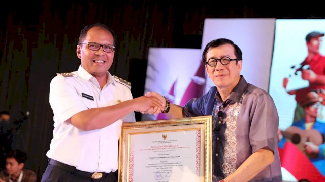 Terbanyak di Sulsel Usul KI ke Kemenkumham, Danny Pomanto Terima Penghargaan Nasional