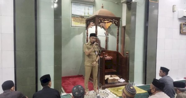 Camat Ujung Tanah Jalin Silatuhrahim Lewat Safari Ramadhan