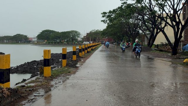 Curah Hujan Tinggi, Waduk Tunggu Pampang Masih Normal