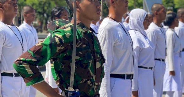 Paskibraka Kota Makassar Latihan Langsung di Anjungan Pantai Losari