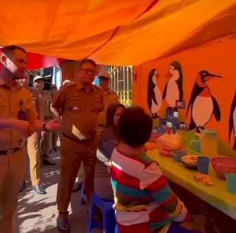 Camat Bontoala Kunjungi Longwis Kuliner Oviedo di Tompo Balang