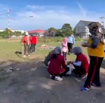 Atasi Permasalahan Sampah, Camat Arman Rutin Ikut Sabtu Bersih di Wilayahnya