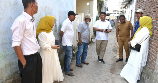 Kundapil, Ari Ashari Ilham Tinjau Pengerjaan Paving Blok di Parang Tambung