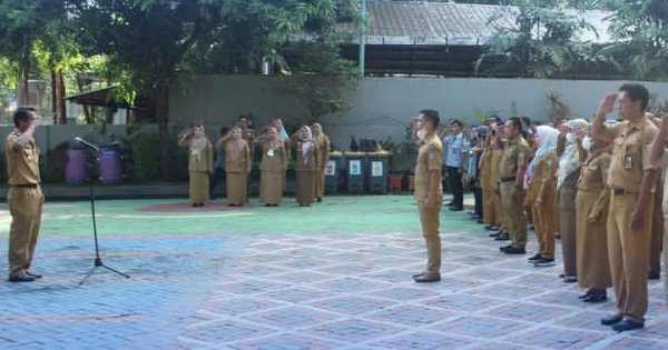 Bangun Integritas, Kecamatan Mamajang Jadikan Lurah Sebagai Pembina Apel