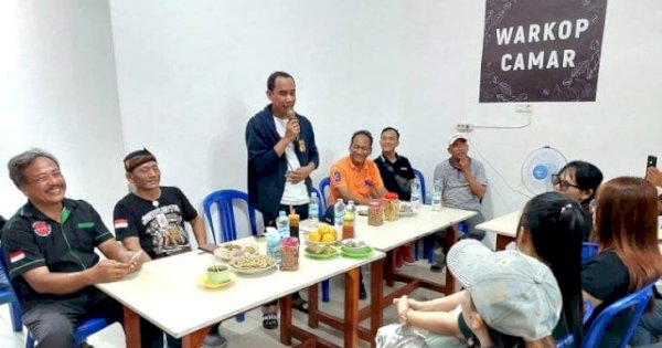 Silaturahmi dengan Keluarga Pedagang Bakso, Rudianto Lallo Beri Dukungan Administrasi Kependudukan