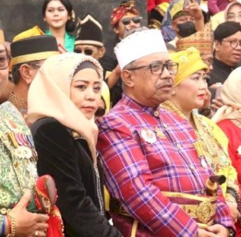 Nunung Dasniar Dapat Penghargaan Khusus dari DPP Matra