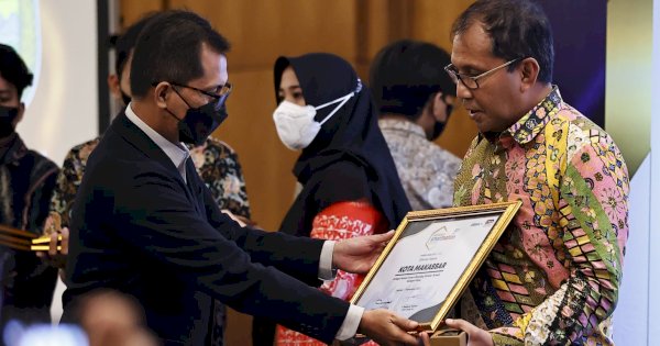 Smart Branding Lorong Wisata Hantarkan Makassar Raih Penghargaan Terbaik ISNA 2022
