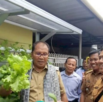 Dampingi Danny Pomanto, Kepala DKP Perkenalkan Potensi Lorong Wisata Bahagia II Rouen di Biringkanayya