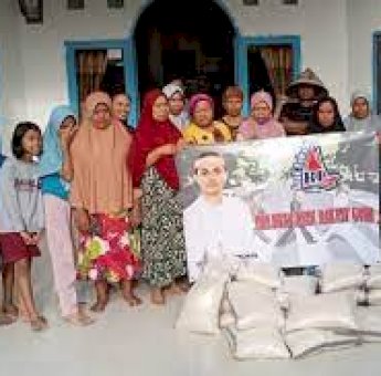 Peduli Sesama, Komunitas Anak Rakyat Gowa Berbagi Paket Sembako