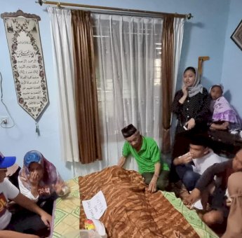 Wujud Bela Sungkawa, Danny Batalkan Rekor MURI Tarik Tambang