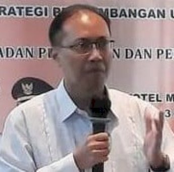 Bawakan Materi Restrukturisasi BUMD Makassar, Nur Bau Massepe Usul Holding Company
