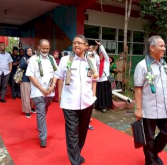 Andi Bukti Pimpin Tim Juri IMA Kunjungi SDN Kompleks Sambung Jawa