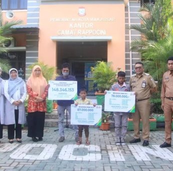 Tak Hanya Terima JHT, Anak Almarhumah Mariana Satgas Taman Rappocini Juga Dapat Beasiswa