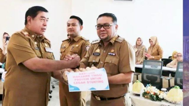 Cegah Stunting, Camat Rappocini Terima Bantuan Makanan Tinggi Protein