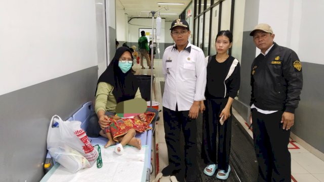 Balita Usia Dua Tahun, Korban Selamat Pohon Tumbang di Makassar Jalani Perawatan Intensif di RSUD Daya