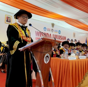 Awal 2023, UNM Kukuhkan 1.000 Wisudawan