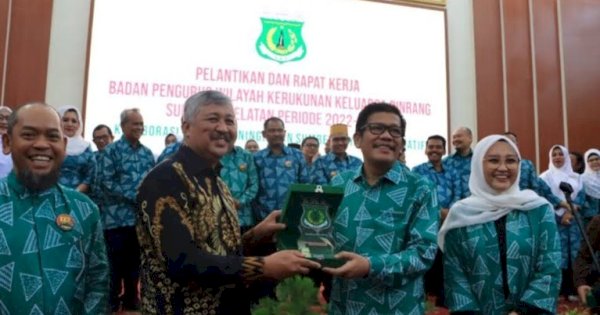 Jabat Ketua KKP Sulsel, Azhar Arsyad Siap Majukan Desa Terisolir di Kabupaten Pinrang