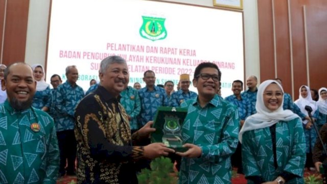 Jabat Ketua KKP Sulsel, Azhar Arsyad Siap Majukan Desa Terisolir di Kabupaten Pinrang