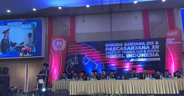 Cetak 231 Wisudawan, Nobel Wajibkan Mahasiswa Miliki NIB Sebelum Lulus