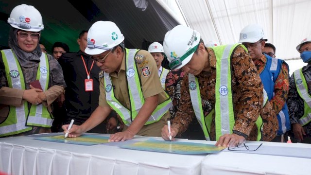 Danny Pomanto-Menkes RI Ground Breaking RS UPT Vertikal Makassar