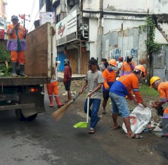 Antusias Warga Kecamatan Wajo Sambut Festival Jappa Jokka Cap Go Meh 2023 dengan Kerja Bakti