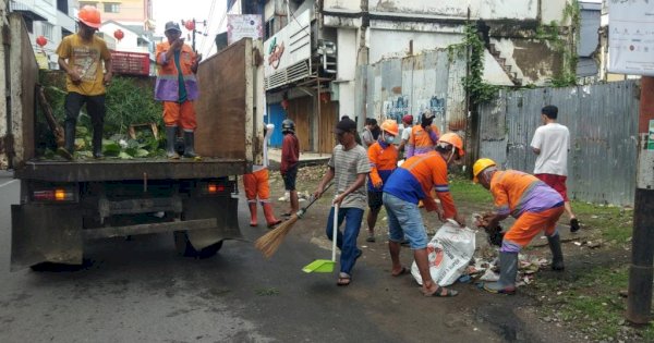 Antusias Warga Kecamatan Wajo Sambut Festival Jappa Jokka Cap Go Meh 2023 dengan Kerja Bakti