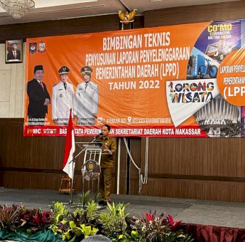 Direktur EKPKD Kemendagri Beri Pengarahan Peserta Bimtek Penyusunan LPPD 2022 Pemkot Makassar