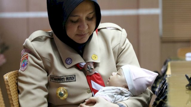 Kepedulian Fatmawati Rusdi Bantu Bayi Stunting di Rusunawa Panambungan Usai Ditinggal Ibunya