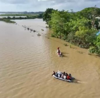 Kampung Romang Tangngayya Manggala Terisolir Akibat Banjir Setinggi 1,2 Meter