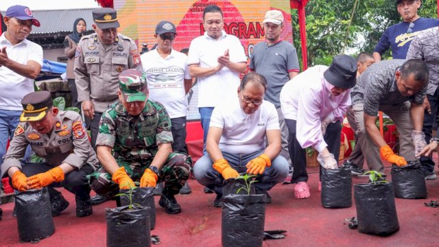 Gerakan Terus Menanam 1 Juta Polybag di Makassar Dimulai, Upaya Pemkot Tekan Inflasi Jelang Ramadan