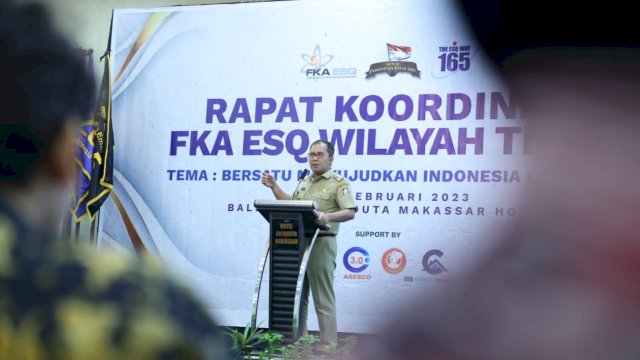Wali Kota Makassar Moh Ramdhan Pomanto membuka Rapat Koordinasi FKA ESQ Wilayah Timur, di Hotel Aryaduta, Senin, (27/2) malam.