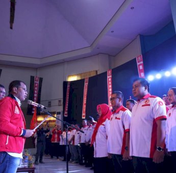 Danny Pomanto Lantik Pengurus IKA Unhas Pinrang 2022-2026