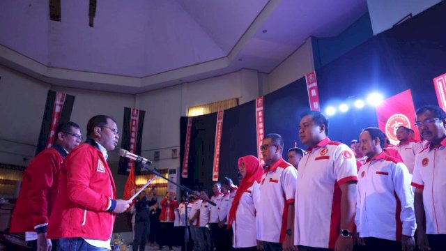 Danny Pomanto Lantik Pengurus IKA Unhas Pinrang 2022-2026