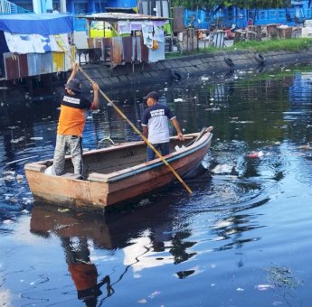 Dinas PU Makassar Tindaklanjuti Intruksi Wali Kota, Bersihkan Kanal Jongaya Jaga Estetika Kota