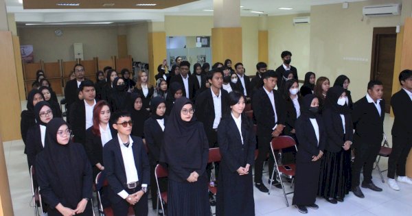 58 Mahasiswa FTB Nobel Indonesia Yudisium, Rektor Badaruddin Titip Pesan Ini