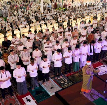 Danny Pomanto Eratkan Perkuatan Keimanan Umat di Bulan Suci Ramadan Lewat Salat Subuh Berjamaah