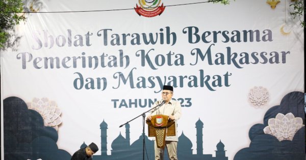 Danny Pomanto Salat Tarawih Berjamaah di Balai Kota: Mari Kita Isi Bulan Puasa dengan Amalia Ramadan