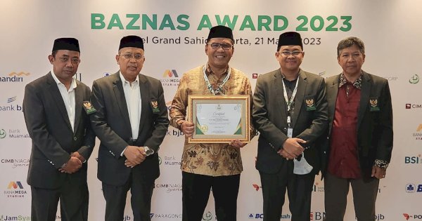 Wali Kota Makassar Danny Pomanto Kembali Raih Penghargaan Baznas Award 2023