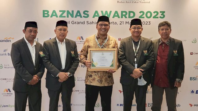 Wali Kota Makassar Danny Pomanto Kembali Raih Penghargaan Baznas Award 2023