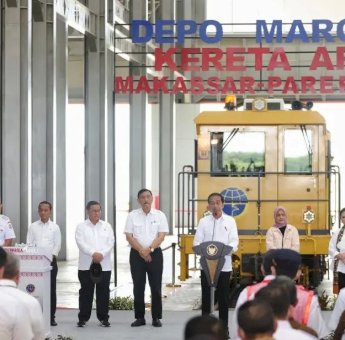 Dampingi Presiden Jokowi di Maros, Begini Harapan Danny Pomanto Soal KA di Makassar