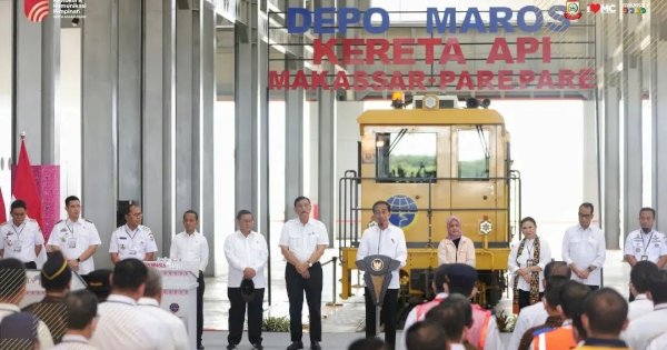 Dampingi Presiden Jokowi di Maros, Begini Harapan Danny Pomanto Soal KA di Makassar