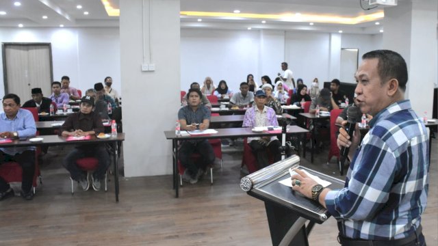 Hasanuddin Leo Nilai Program Revolusi Pendidikan Makassar Tepat Sasaran