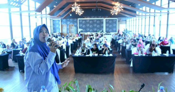 Gelar Sosper, Fatma Wahyudin Ingatkan Orang Tua Jagai Anak Ta ke Peserta