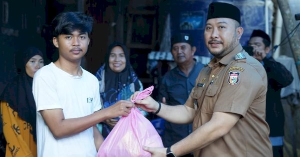Silaturahmi Bersama Warga Karuwisi Utara, Camat Panakkukang Berbagi Sembako