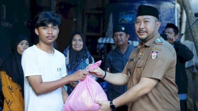 Silaturahmi Bersama Warga Karuwisi Utara, Camat Panakkukang Berbagi Sembako