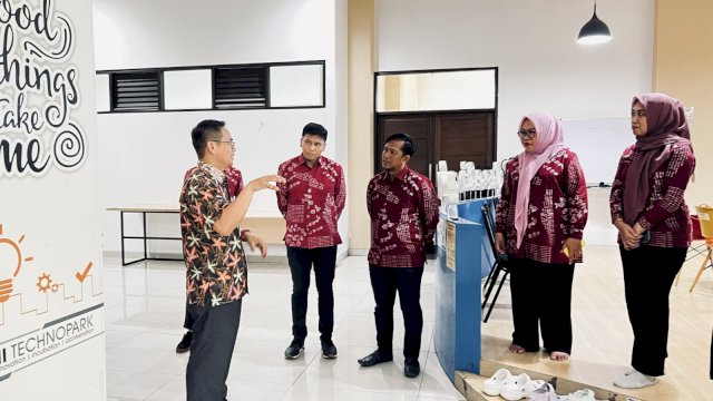 Ikuti Arahan Kementrian Koperasi, Diskop Makassar Kunjungi Cimahi Technopark