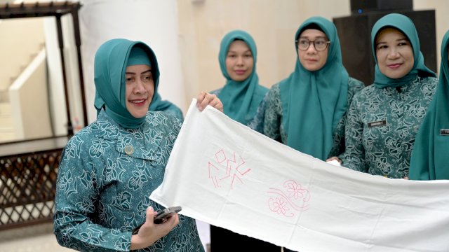 Indira Yusuf Ismail Harap Batik Lontara Mendunia