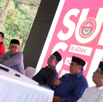 Mantan Rektor Prof Idrus Paturusi Sebut IKA Unhas Sulsel Makin Hidup Sejak Kepemimpinan Danny Pomanto&nbsp;&nbsp;