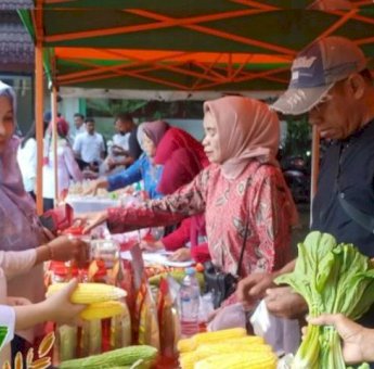 Berdayakan KWT dan UMKM Lorong, DP2 Makassar Gelar Pasar Tani